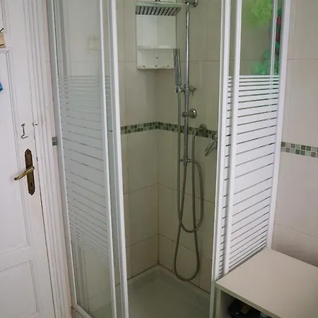 Lungomare Hostel *